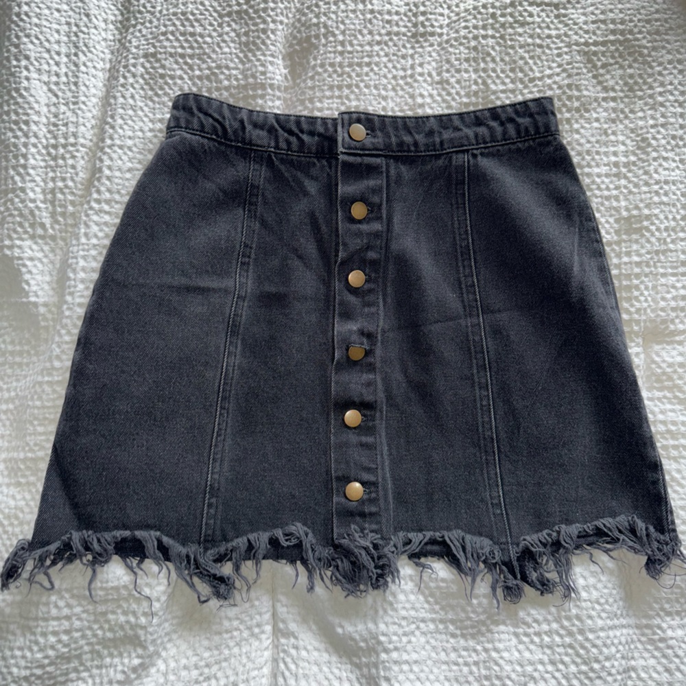 Forever21 Button up skirt